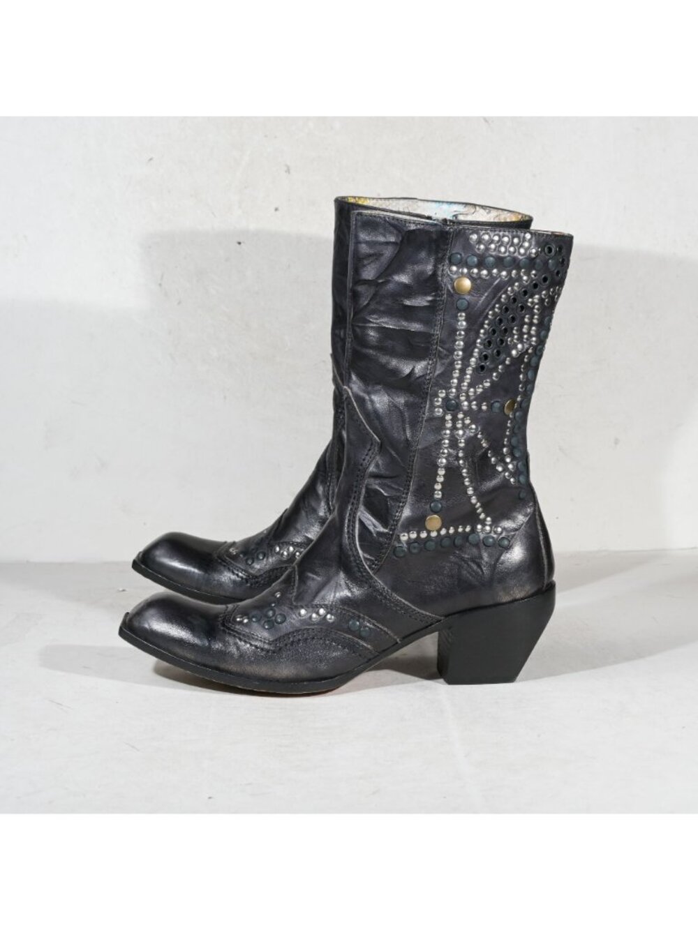 Siren by Mark Nason Raitt Black Leather Inside Zip Ankle Boot Rivets Square Toe - Picture 2 of 7